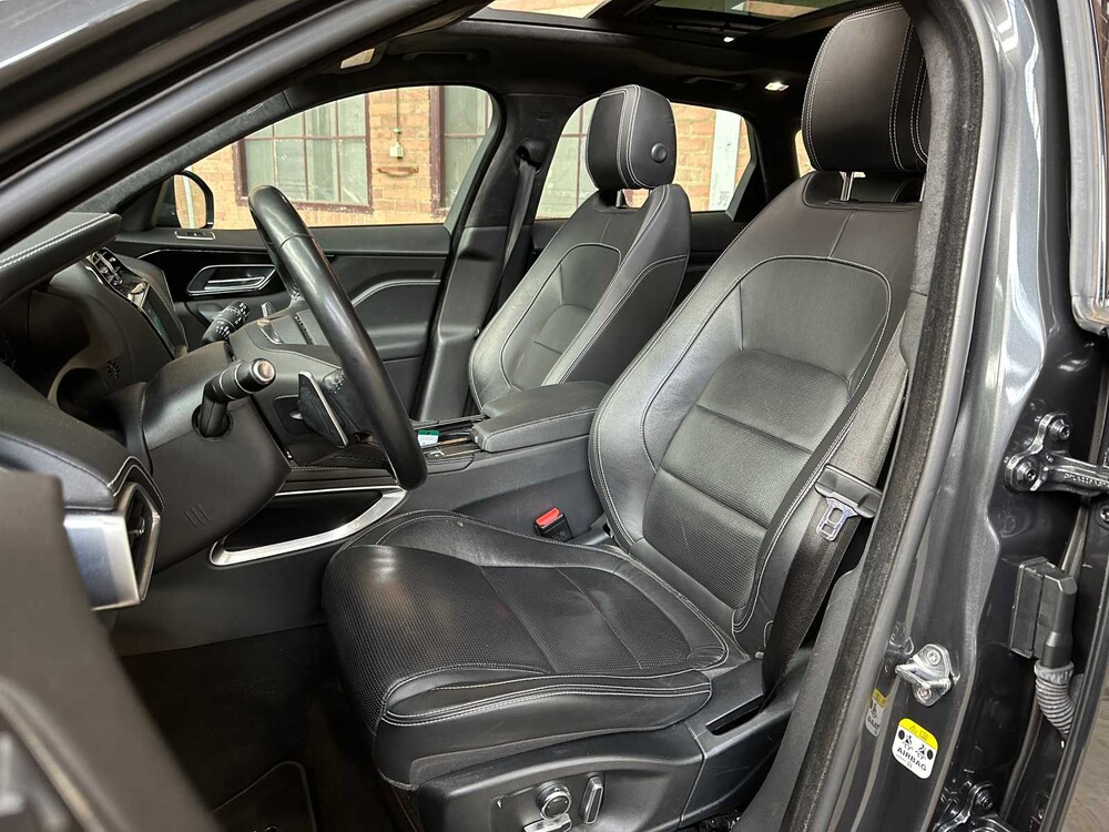 Jaguar F-PACE 2.0t AWD Portfolio 250PS 2019, XH-556-V