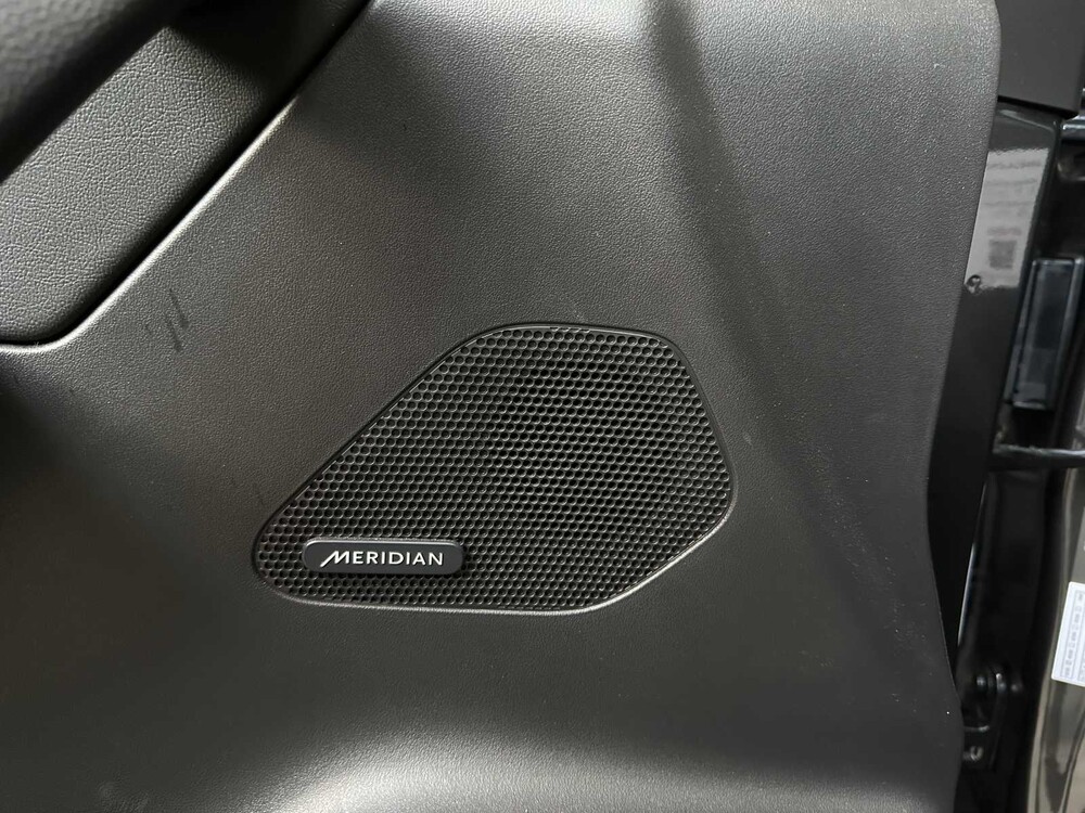 Jaguar F-PACE 2.0t AWD Portfolio 250PS 2019, XH-556-V