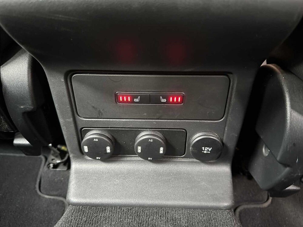 Jaguar F-PACE 2.0t AWD Portfolio 250PS 2019, XH-556-V