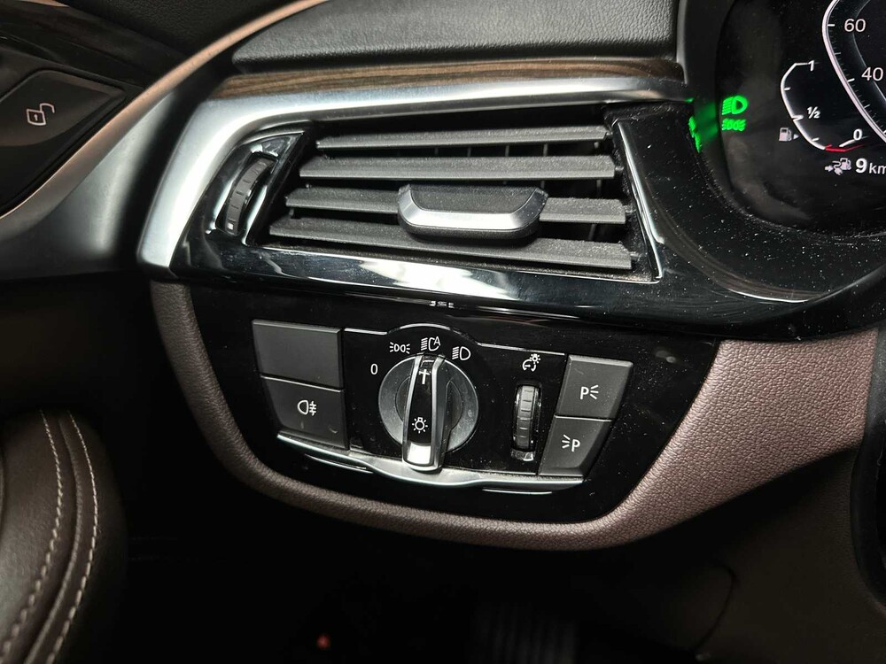 BMW 530e Touring xDrive Business Edition Plus 184PS 2021 G31 5er, K-455-VL