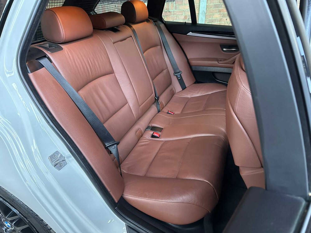 BMW M550xd Touring M-Sport F11 381PS 2012 5er, GBN-87-T