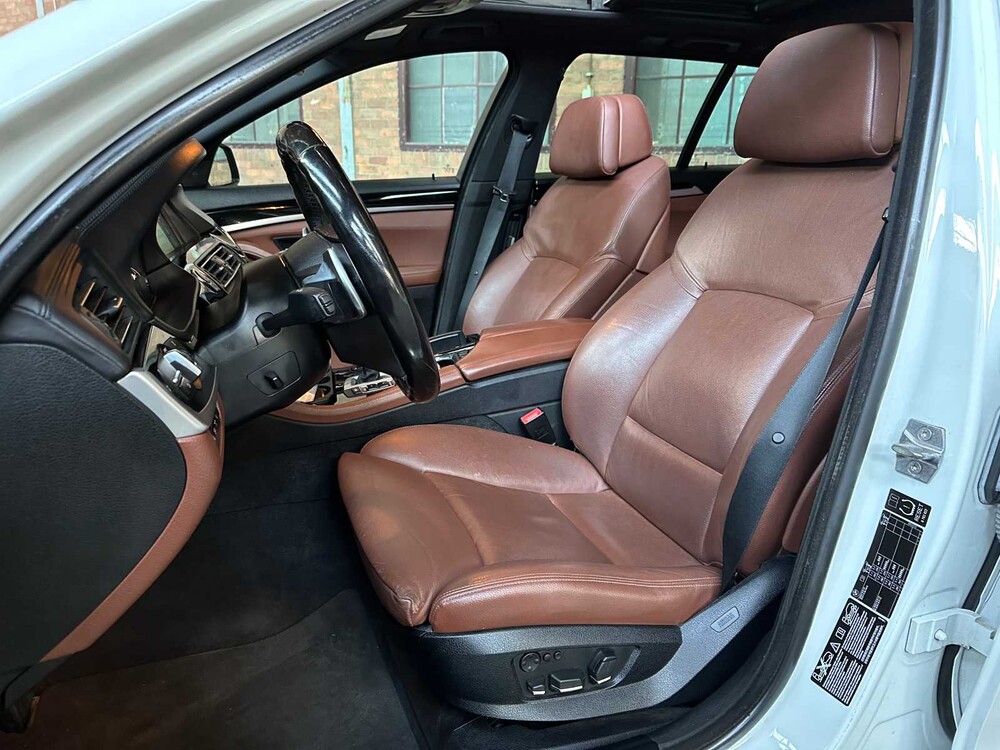 BMW M550xd Touring M-Sport F11 381PS 2012 5er, GBN-87-T