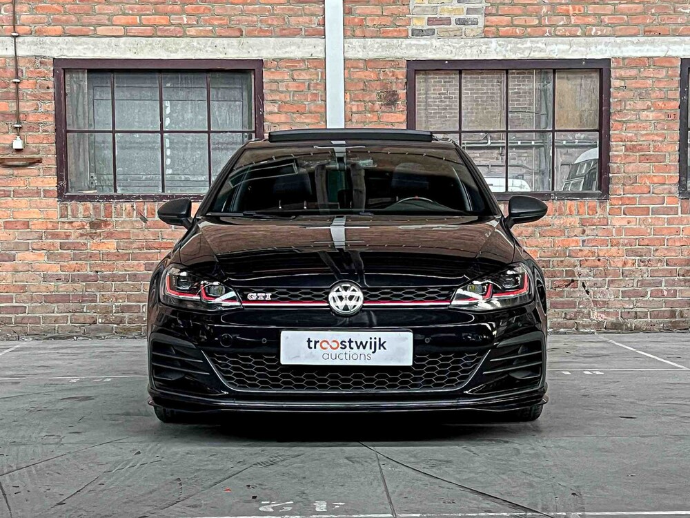 Volkswagen Golf 2.0 7.5 TSI GTI TCR 290hp 2019, T-165-LB