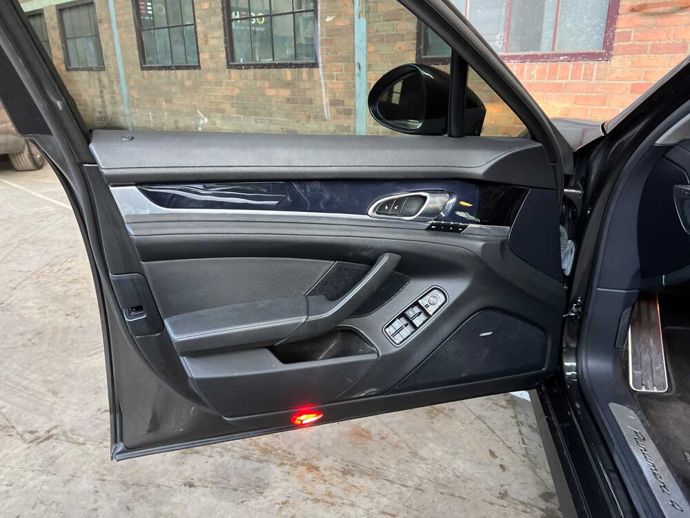 Porsche Panamera 4 3.6 V6 Facelift 310PS 2014
