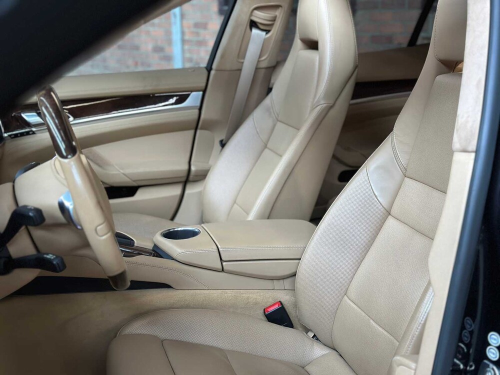Porsche Panamera Turbo 4.8 V8 500pk 2010 Youngtimer