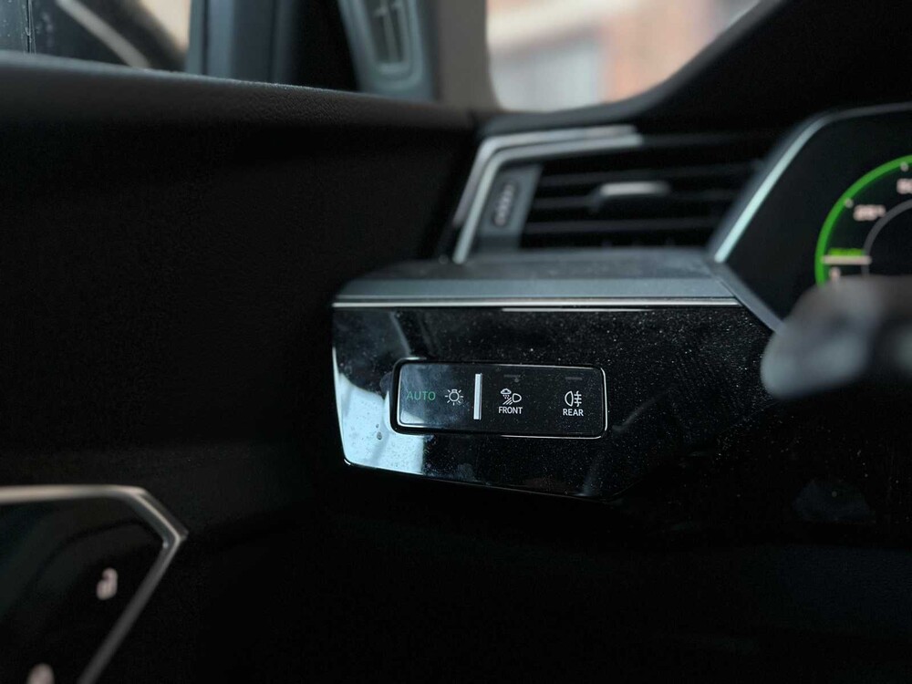 Audi E-Tron 50 Quattro Launch Edition 71 kWh 313hp 2019, G-163-XV