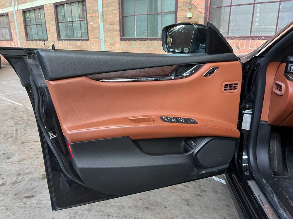 Maserati Quattroporte S 3.0 V6 Q4 NEUMODELL 411PS 2013, XD-822-S