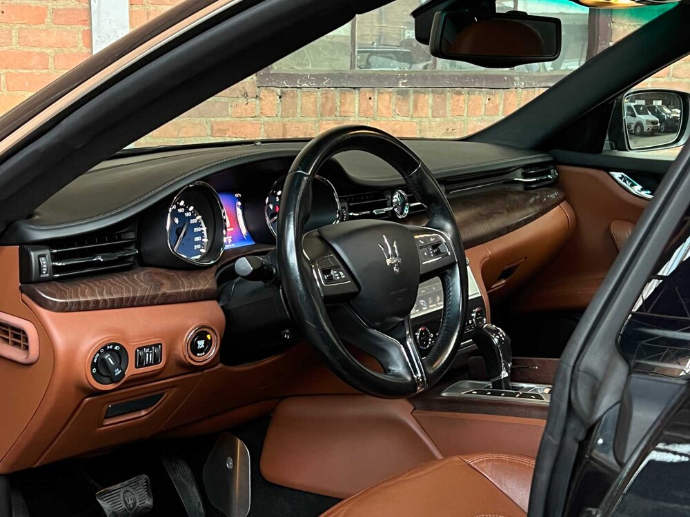 Maserati Quattroporte S 3.0 V6 Q4 NEUMODELL 411PS 2013, XD-822-S