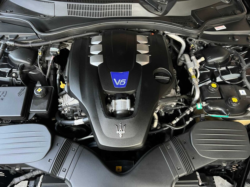 Maserati Quattroporte S 3.0 V6 Q4 NEUMODELL 411PS 2013, XD-822-S