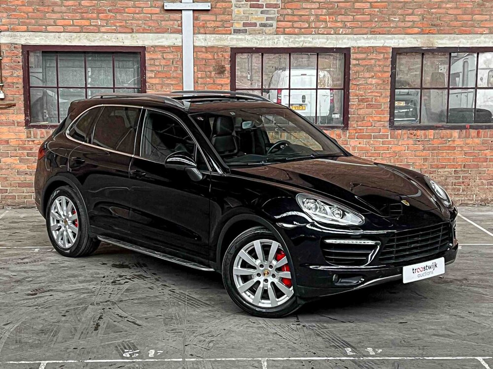 Porsche Cayenne Turbo 4.8 V8 500PS 2011
