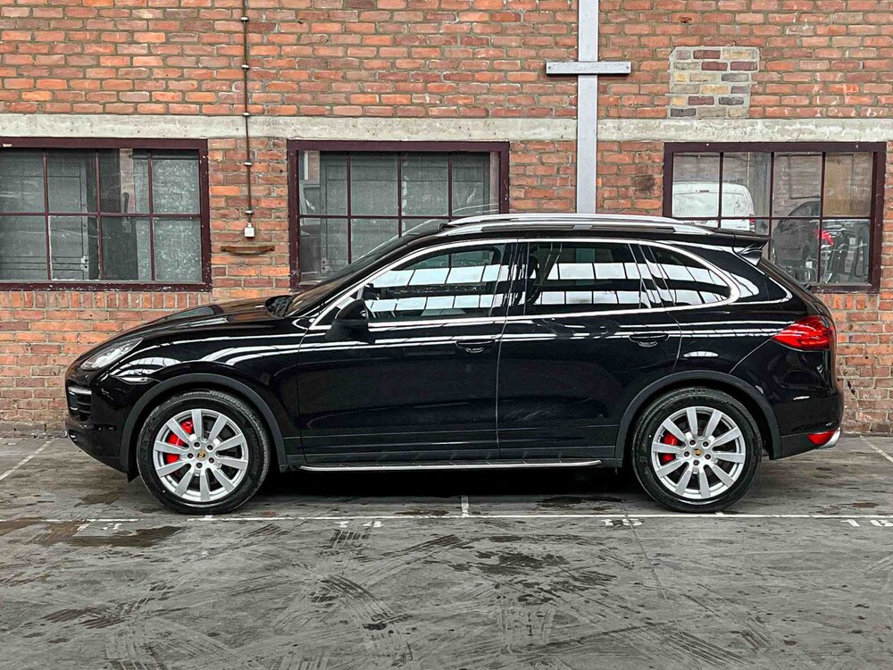 Porsche Cayenne Turbo 4.8 V8 500PS 2011