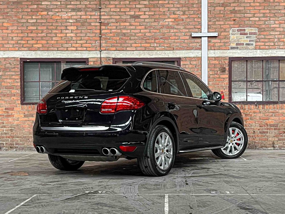 Porsche Cayenne Turbo 4.8 V8 500PS 2011