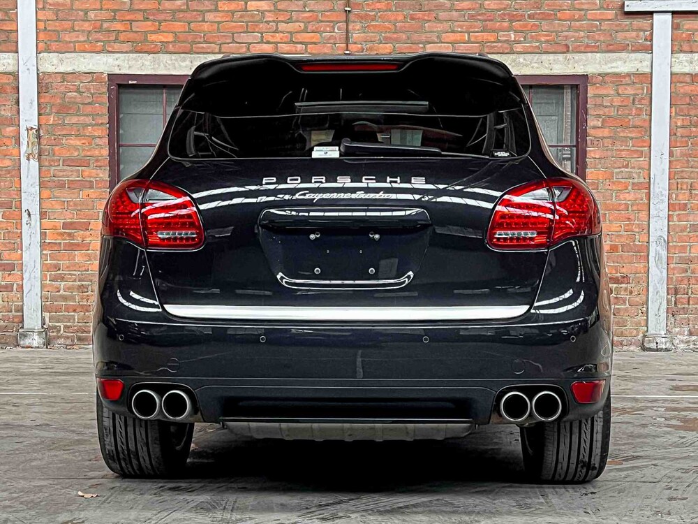 Porsche Cayenne Turbo 4.8 V8 500PS 2011