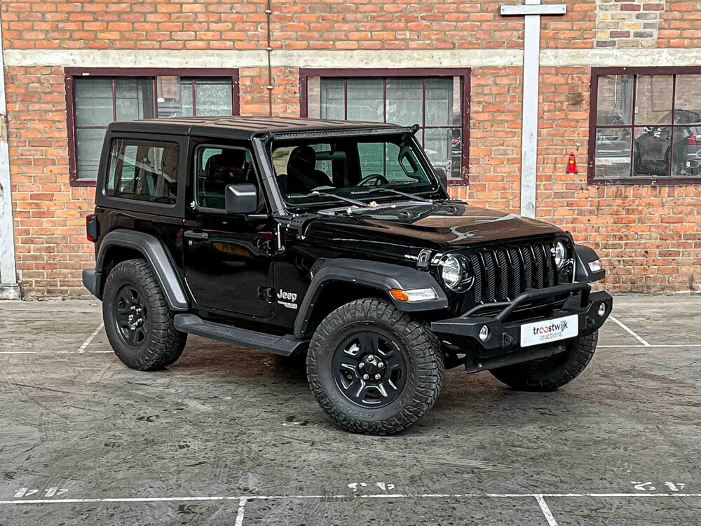 Jeep Wrangler 2.0 T Sport 2018