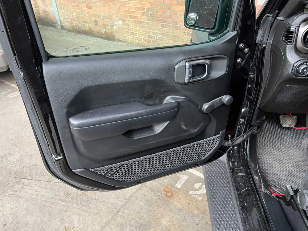 Jeep Wrangler 2.0 T Sport 2018