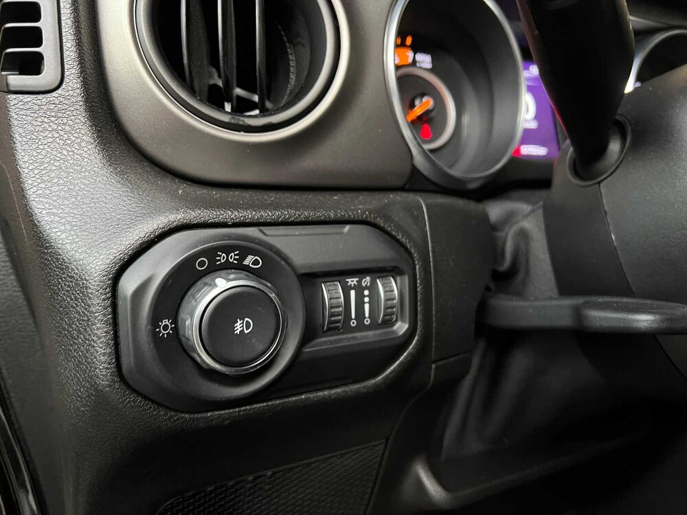 Jeep Wrangler 2.0 T Sport 2018