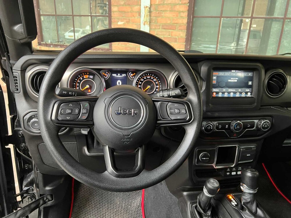 Jeep Wrangler 2.0 T Sport 2018