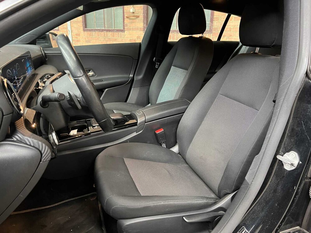 Mercedes-Benz CLA200 d Advantage CLA-Klasse Shooting Brake 150PS 2021, K-136-HK