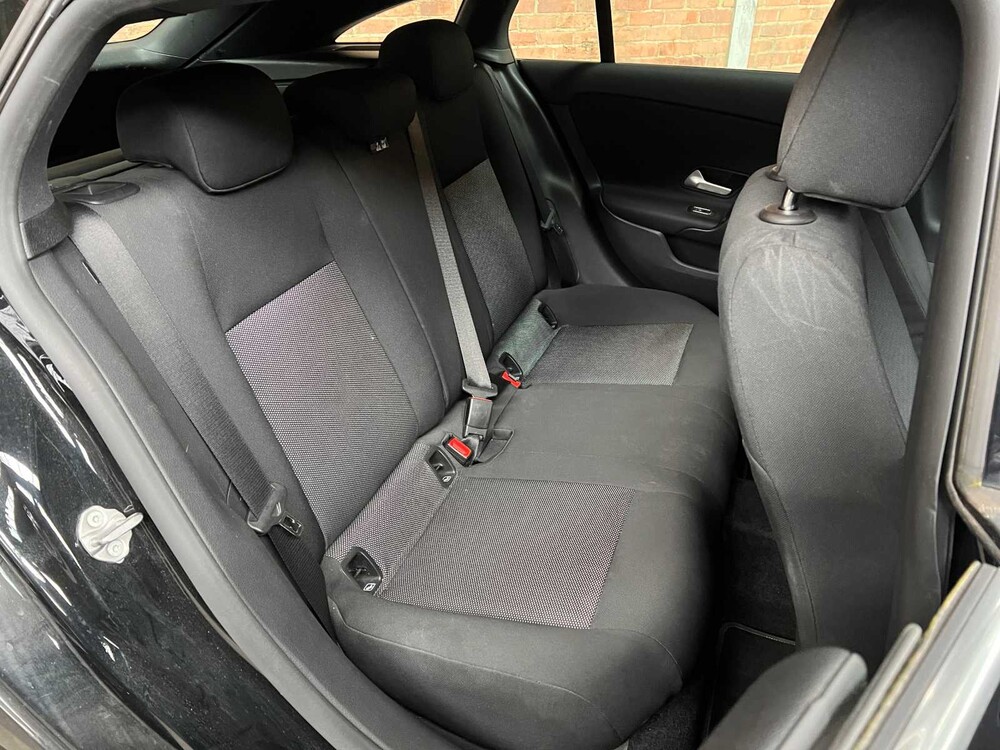 Mercedes-Benz CLA200 d Advantage CLA-Klasse Shooting Brake 150PS 2021, K-136-HK