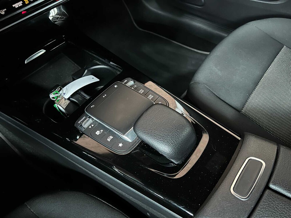 Mercedes-Benz CLA200 d Advantage CLA-Klasse Shooting Brake 150PS 2021, K-136-HK