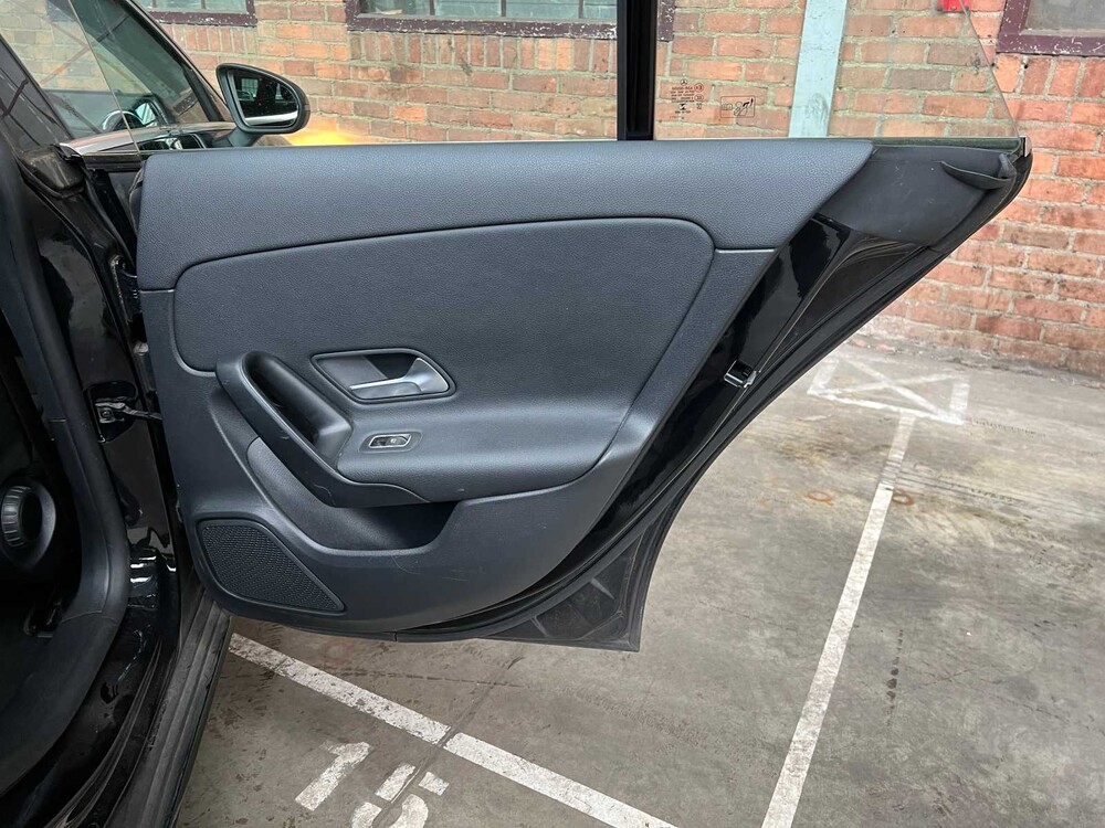 Mercedes-Benz CLA200 d Advantage CLA-Klasse Shooting Brake 150PS 2021, K-136-HK