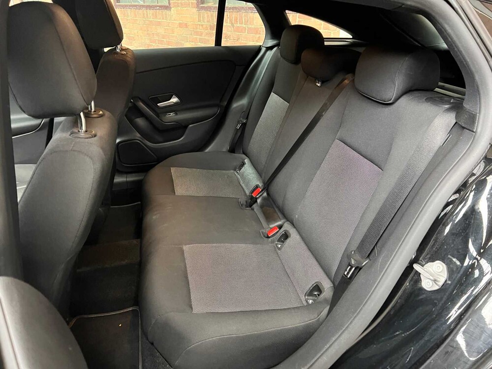 Mercedes-Benz CLA200 d Advantage CLA-Klasse Shooting Brake 150PS 2021, K-136-HK