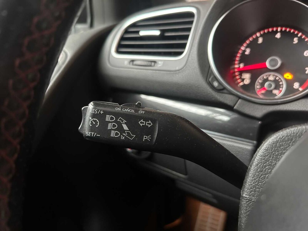 Volkswagen Golf GTI 2.0 211hp 2011, 13-PFJ-7