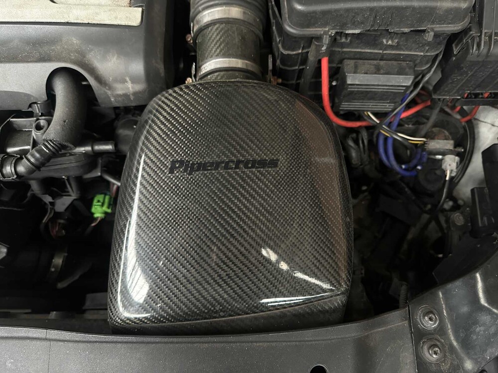 Volkswagen Golf GTI 2.0 211hp 2011, 13-PFJ-7