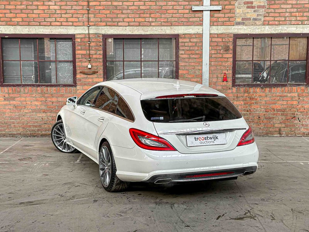 Mercedes-Benz CLS500 AMG 4Matic Shooting Brake 4.7 V8 408PS 2013 CL-Klasse 