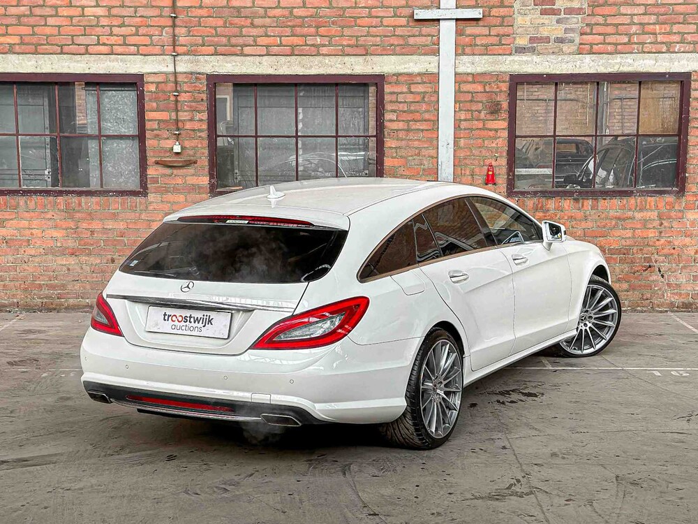 Mercedes-Benz CLS500 AMG 4Matic Shooting Brake 4.7 V8 408PS 2013 CL-Klasse 