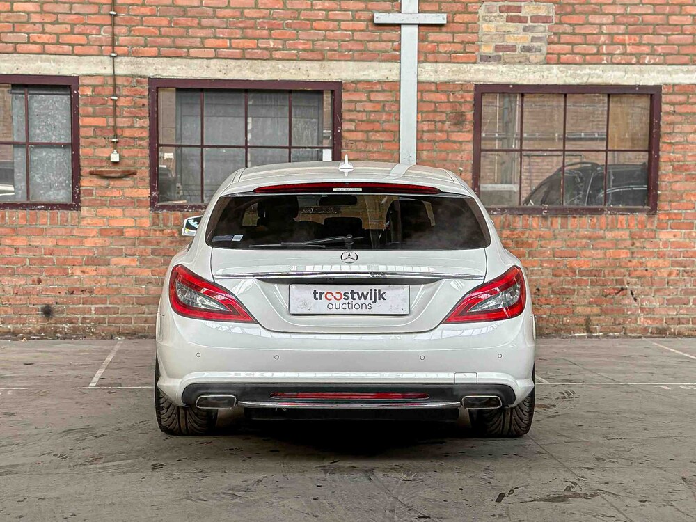 Mercedes-Benz CLS500 AMG 4Matic Shooting Brake 4.7 V8 408PS 2013 CL-Klasse 