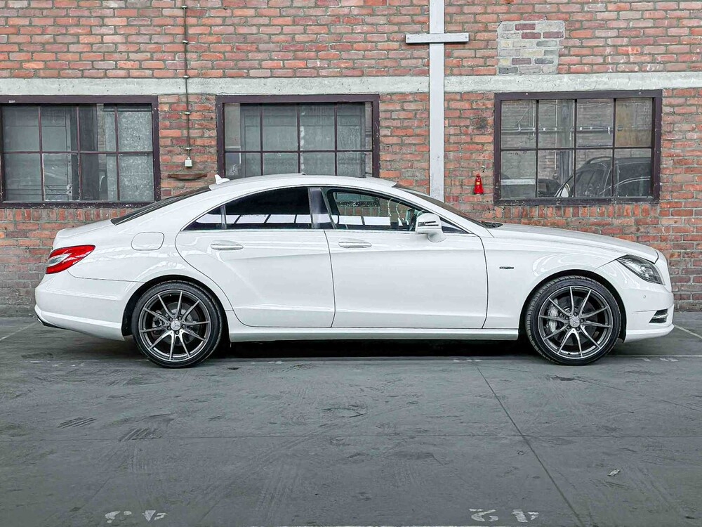 Mercedes-Benz CLS500 AMG 4.7 V8 408PS 2012 CLS-Klasse