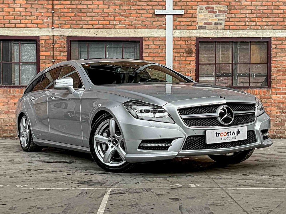 Mercedes-Benz CLS500 4Matic Shooting Brake 4.7 V8 408hp 2014 CLS-Class