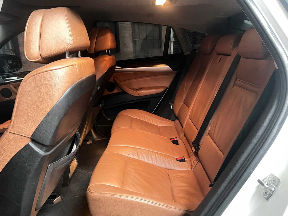 BMW X6 xDrive35i LCi 306PS 2011