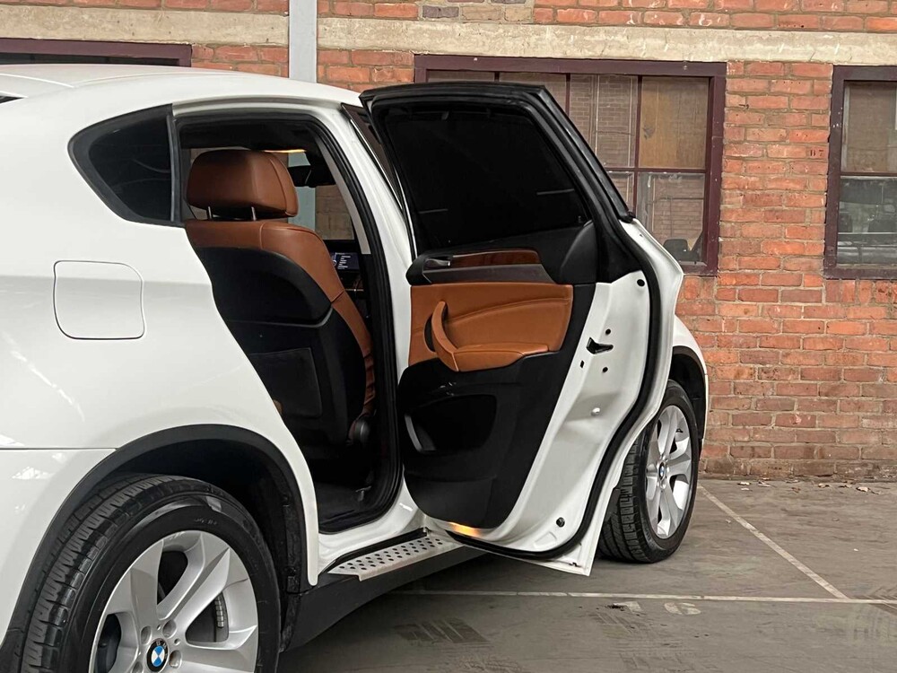 BMW X6 xDrive35i LCi 306PS 2011