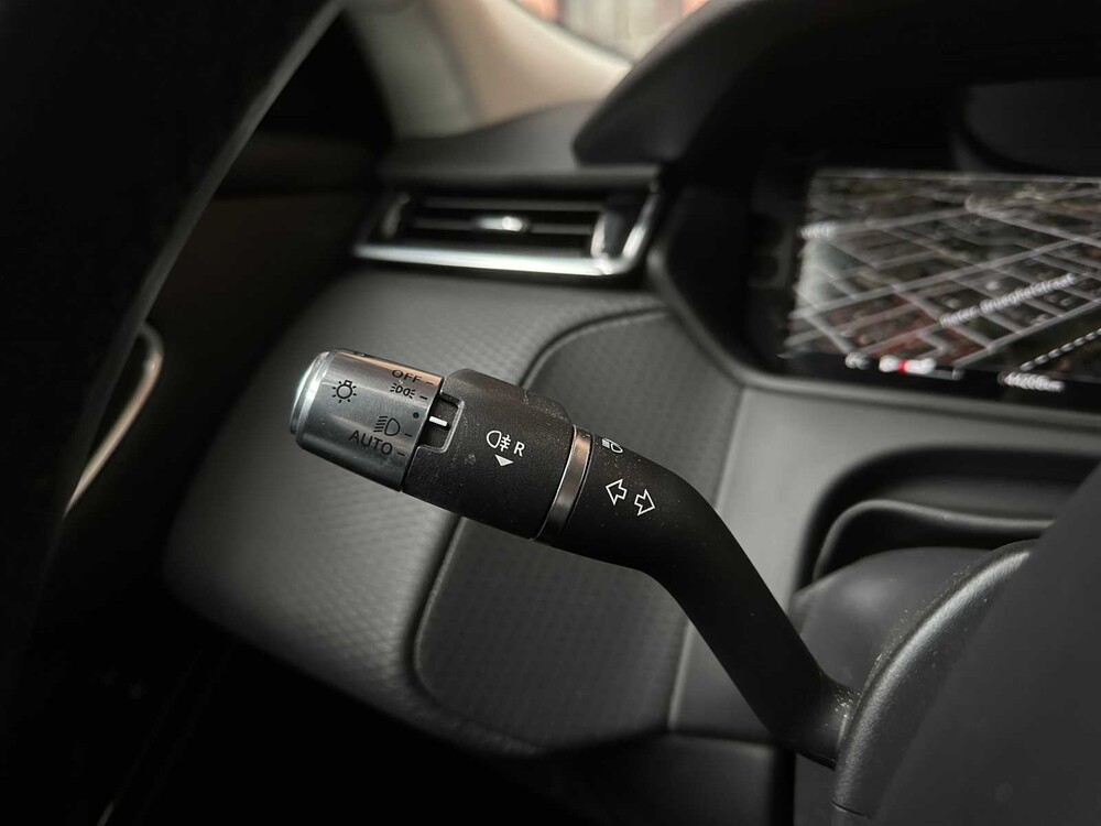 Land Rover Range Rover Velar P400e AWD 404PS 2021