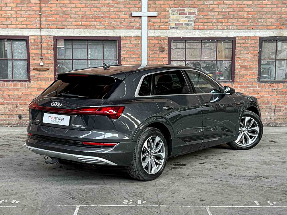 Audi e-tron 55 Quattro Advanced 95 kWh 408PS 2019, G-303-ZV