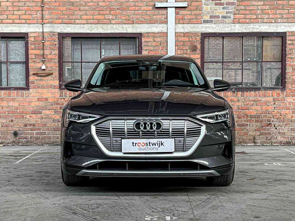 Audi e-tron 55 Quattro Advanced 95 kWh 408PS 2019, G-303-ZV