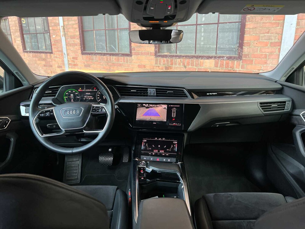 Audi e-tron 55 Quattro Advanced 95 kWh 408PS 2019, G-303-ZV