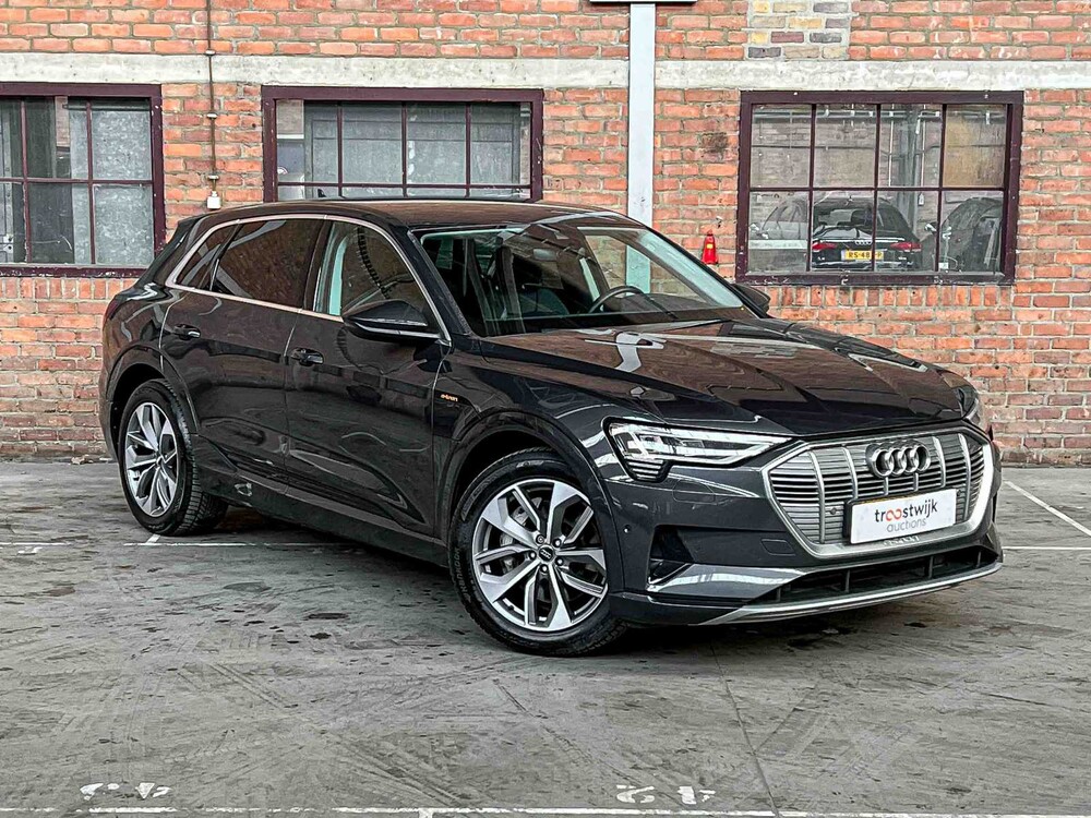 Audi e-tron 55 Quattro Advanced 95 kWh 408PS 2019, G-303-ZV