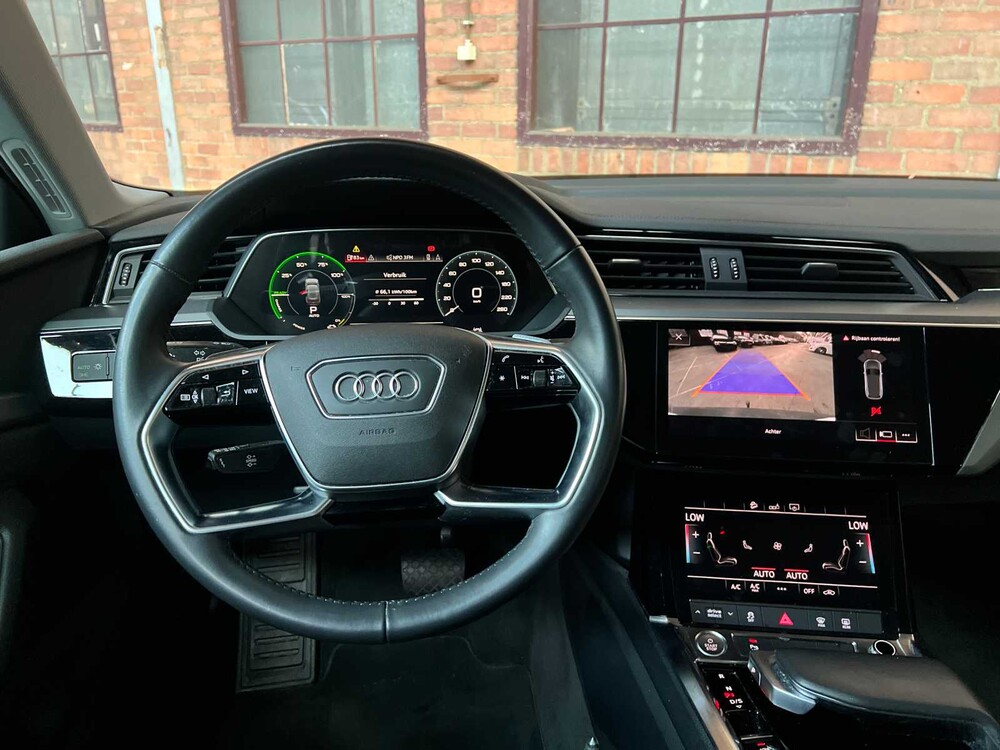 Audi e-tron 55 Quattro Advanced 95 kWh 408PS 2019, G-303-ZV