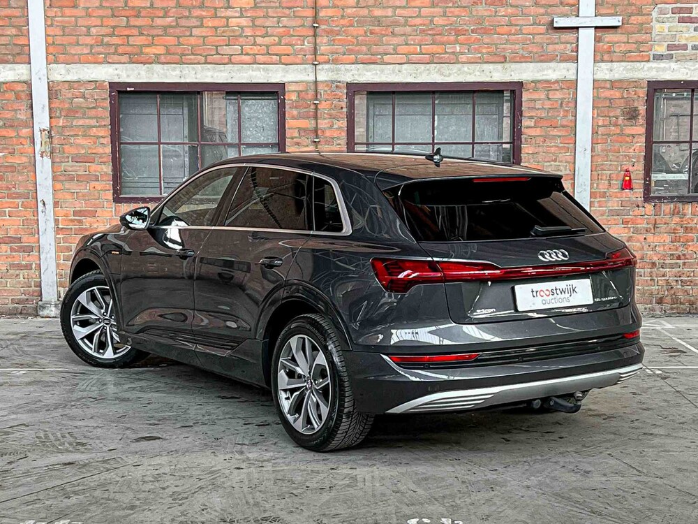 Audi e-tron 55 Quattro Advanced 95 kWh 408PS 2019, G-303-ZV