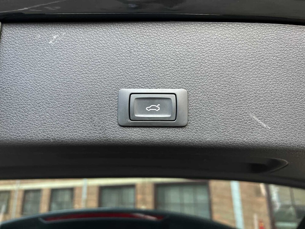 Audi e-tron 55 Quattro Advanced 95 kWh 408PS 2019, G-303-ZV