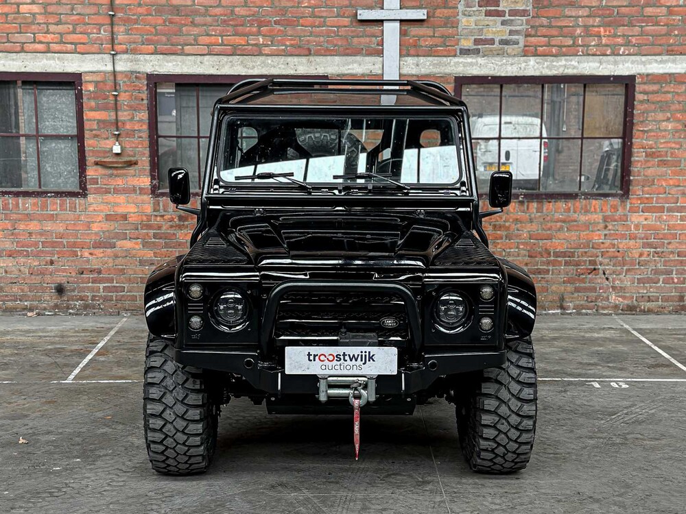 Land Rover Defender 100 4.6 V8 -SPECTRE- 231pk 1990, 31-BP-HL