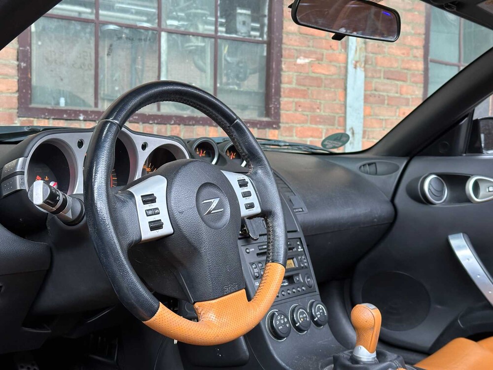 Nissan 350Z Roadster 3.5 V6 280pk 2005 (Origineel-NL), 93-RG-FF