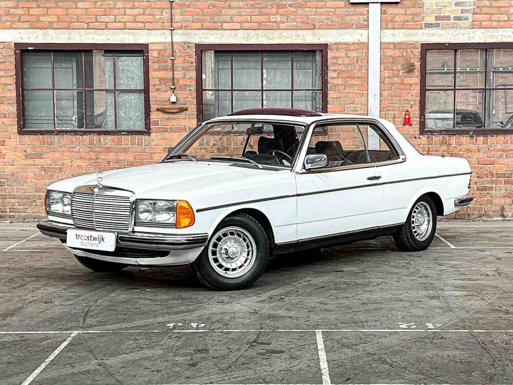 Mercedes-Benz 230 C (280 LPG MOTOR) 200-280 (W123) 184pk 1977, 50-SG-25