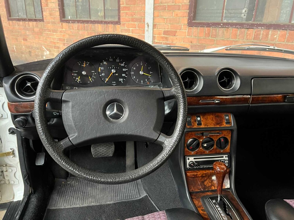 Mercedes-Benz 230 C (280 LPG MOTOR) 200-280 (W123) 184pk 1977, 50-SG-25