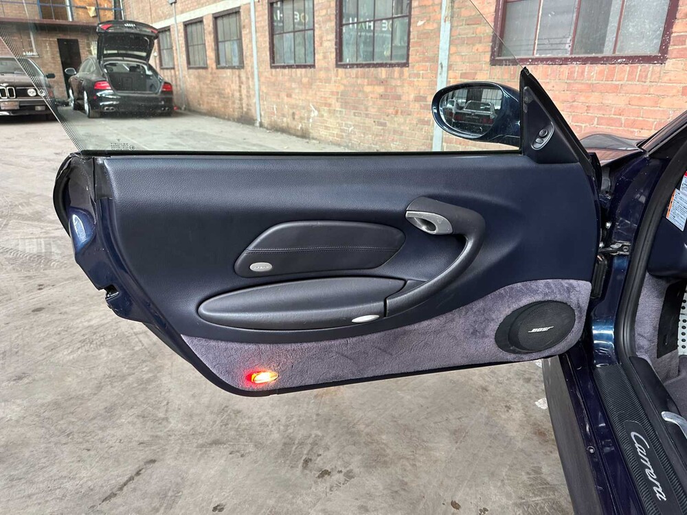 Porsche 911 Carrera 4 3.4 Coupé 996 300hp 2000, S-985-VZ Youngtimer