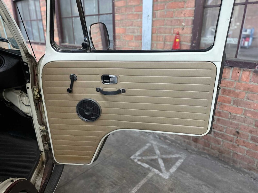 Volkswagen T2a Westfalia Camper (model 231) 46hp 1968, PM-87-27