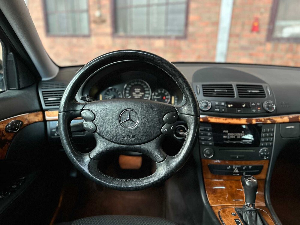 Mercedes-Benz E280 3.0 V6 Classic (Facelift) 231PS 2007 E-Klasse, N-989-RF Youngtimer
